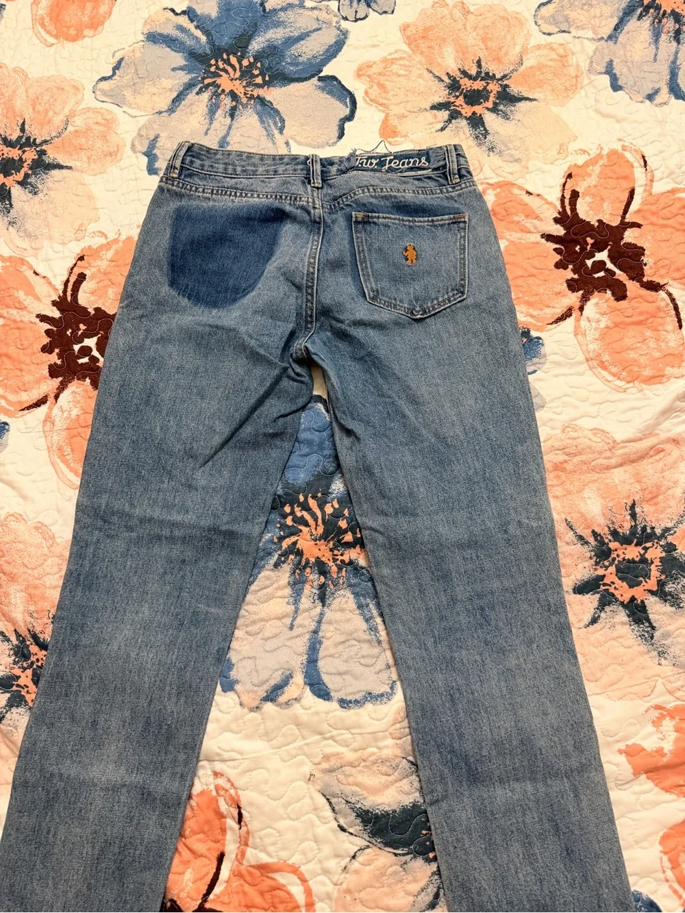 Women’s Light Blue Distressed Straight-Leg Teenie Weenie Bear Jeans